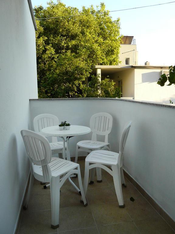 Apartment Luna Drvenik  Room photo