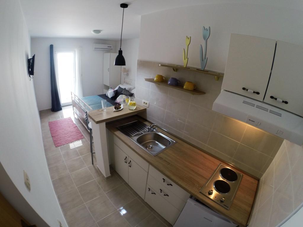 Apartment Luna Drvenik  Exterior photo