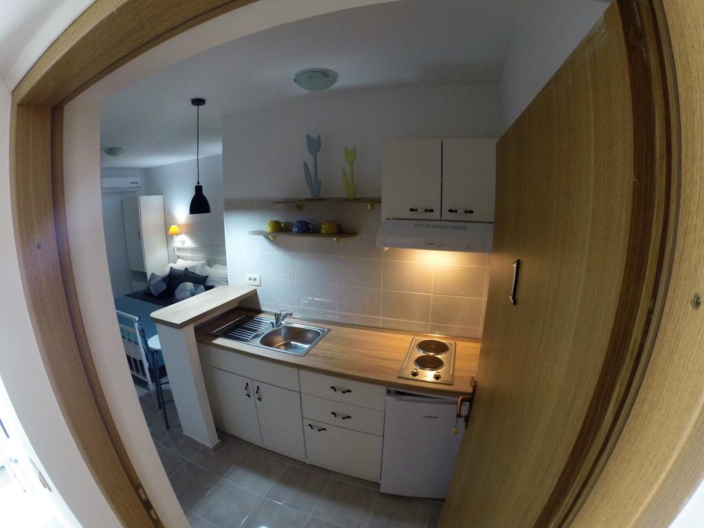 Apartment Luna Drvenik  Exterior photo